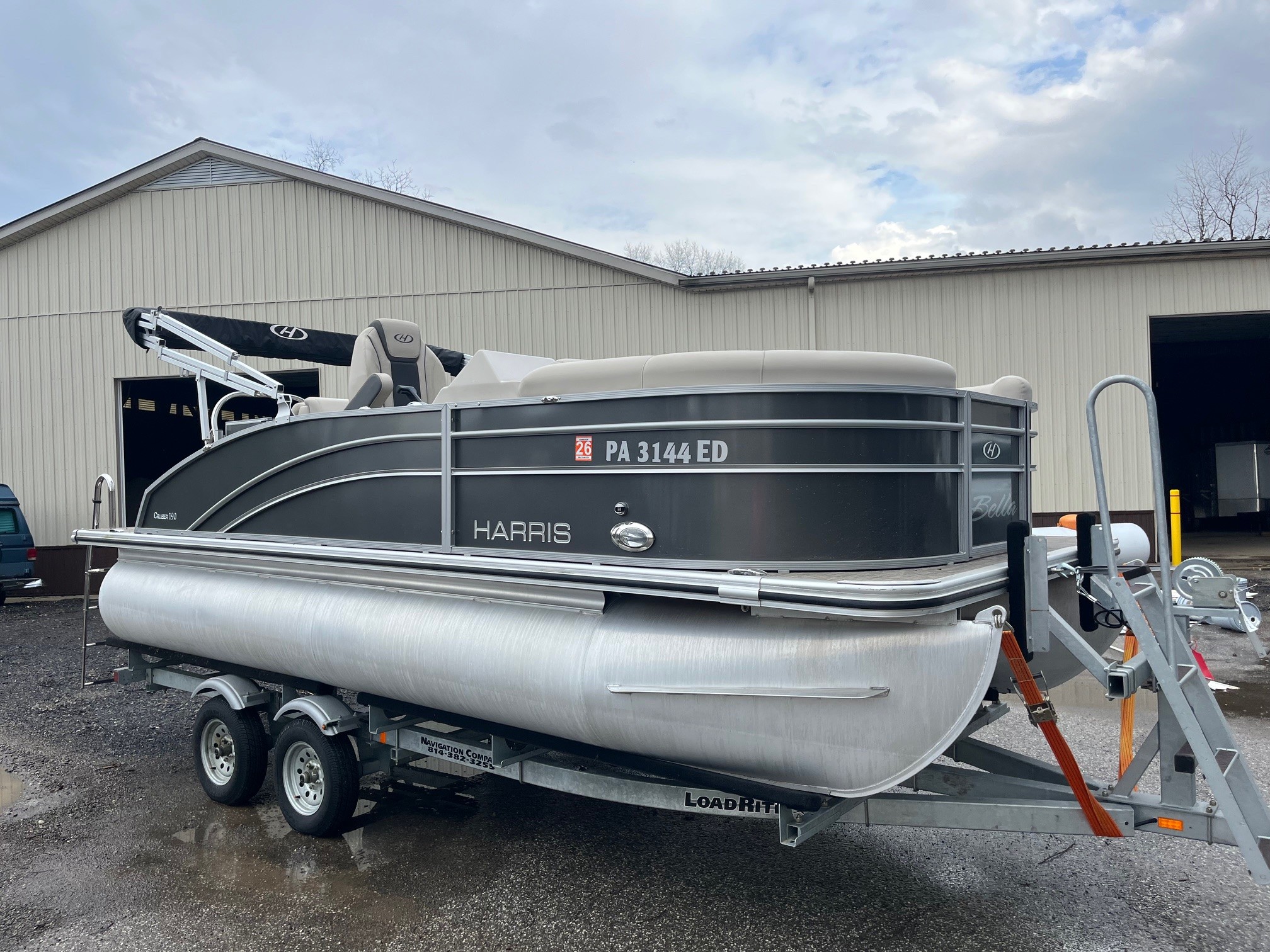 Pre Owned Pontoon - The Navigation Company