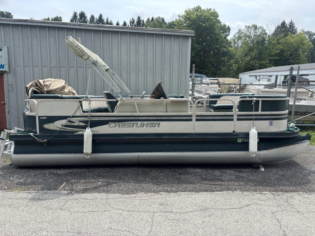 1998 Crestliner 2085 lsi